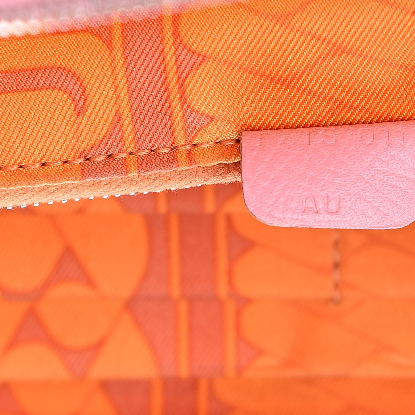 Epsom Silk'In Wallet Rose Confetti