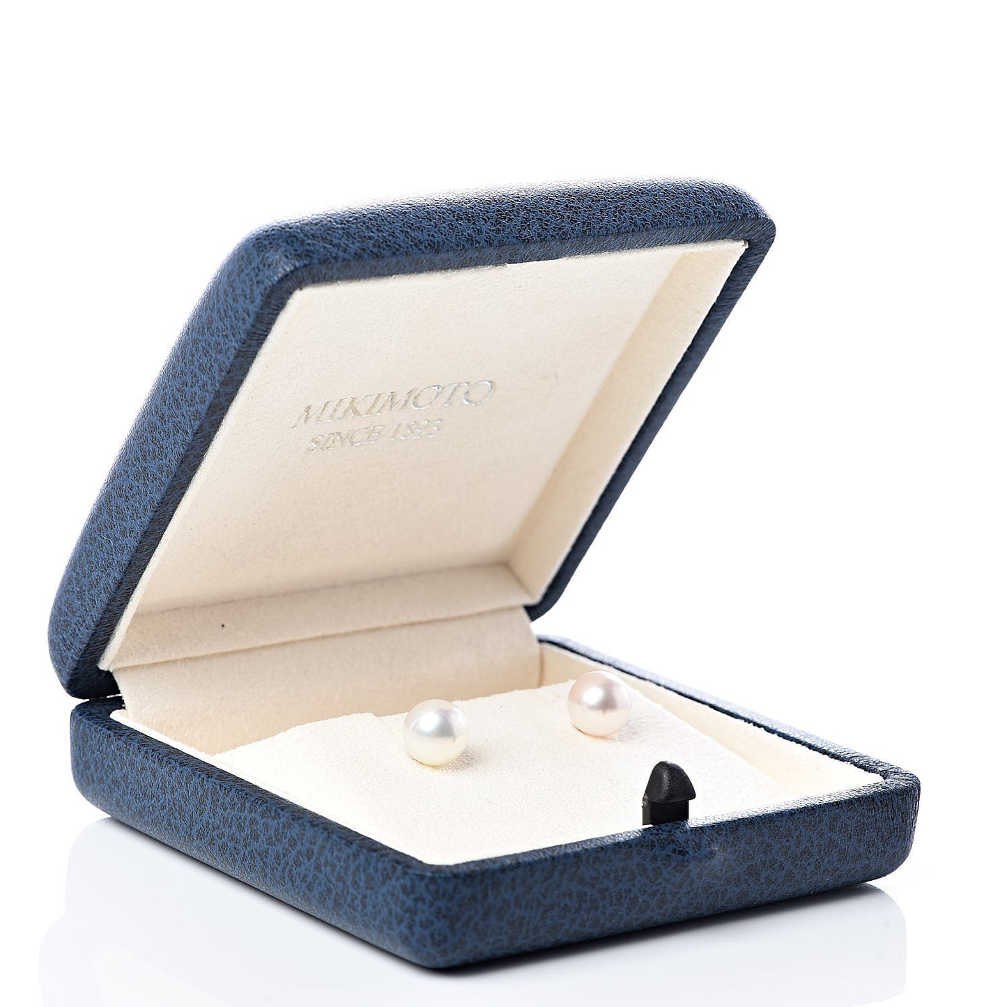 18K White Gold Akoya Pearl 7.5-8mm Stud Earrings