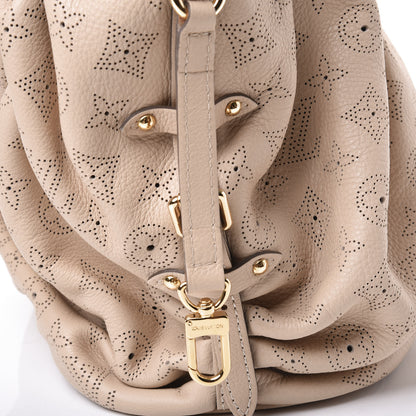 Louis Vuitton Mahina L Coquille 9 of 10