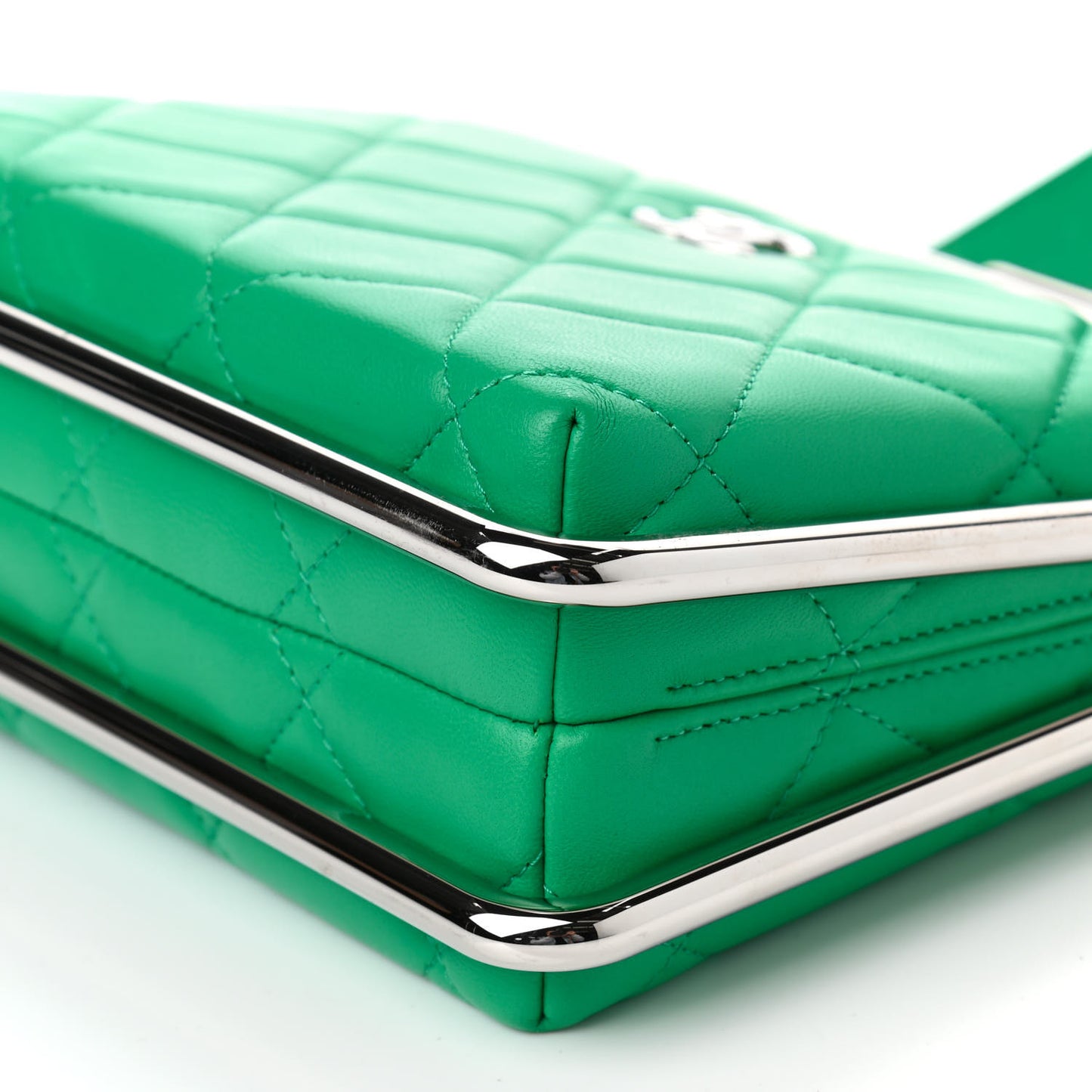 Quilted Lambskin Metal Bar Clutch Bag Green