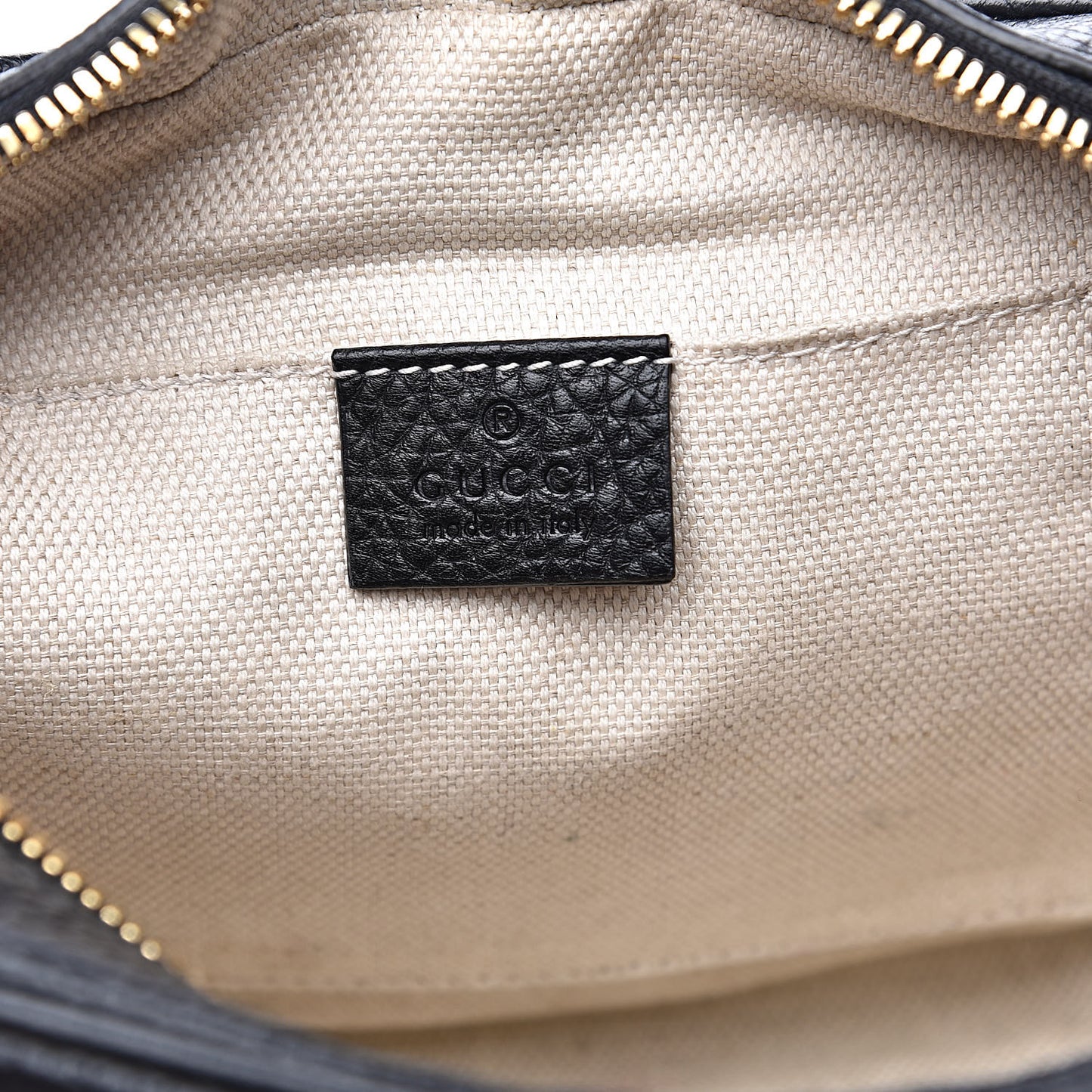 Pebbled Calfskin Small Soho Disco Bag Black