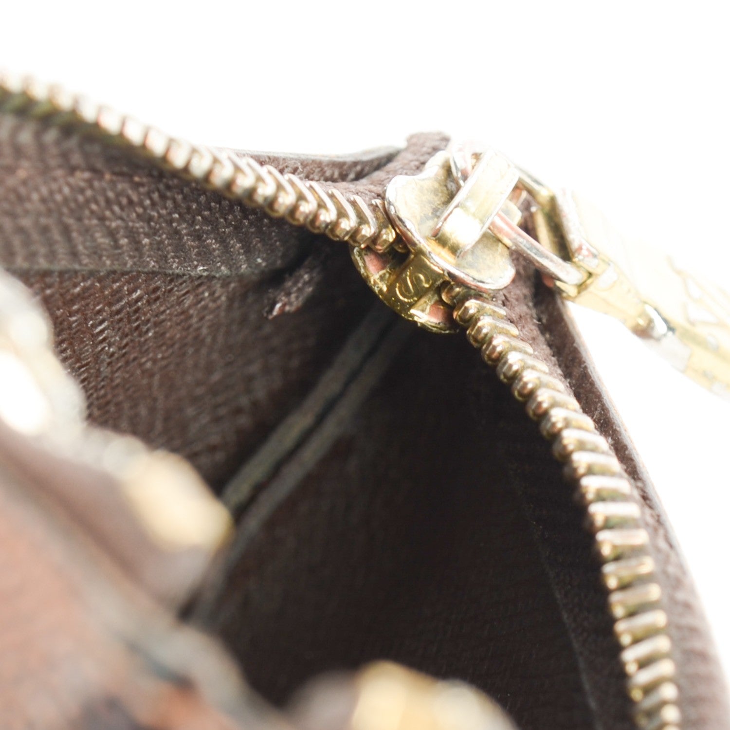 Louis Vuitton Damier Ebene Key Pouch 8 of 9