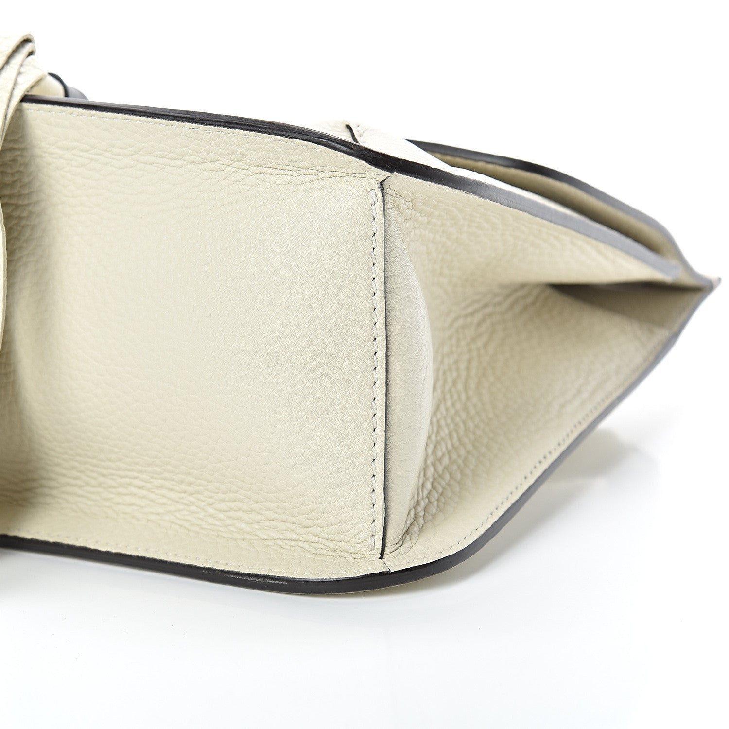Gucci Pebbled Calfskin Medium Bamboo Daily Flap Shoulder Bag Mystic White 9 of 9