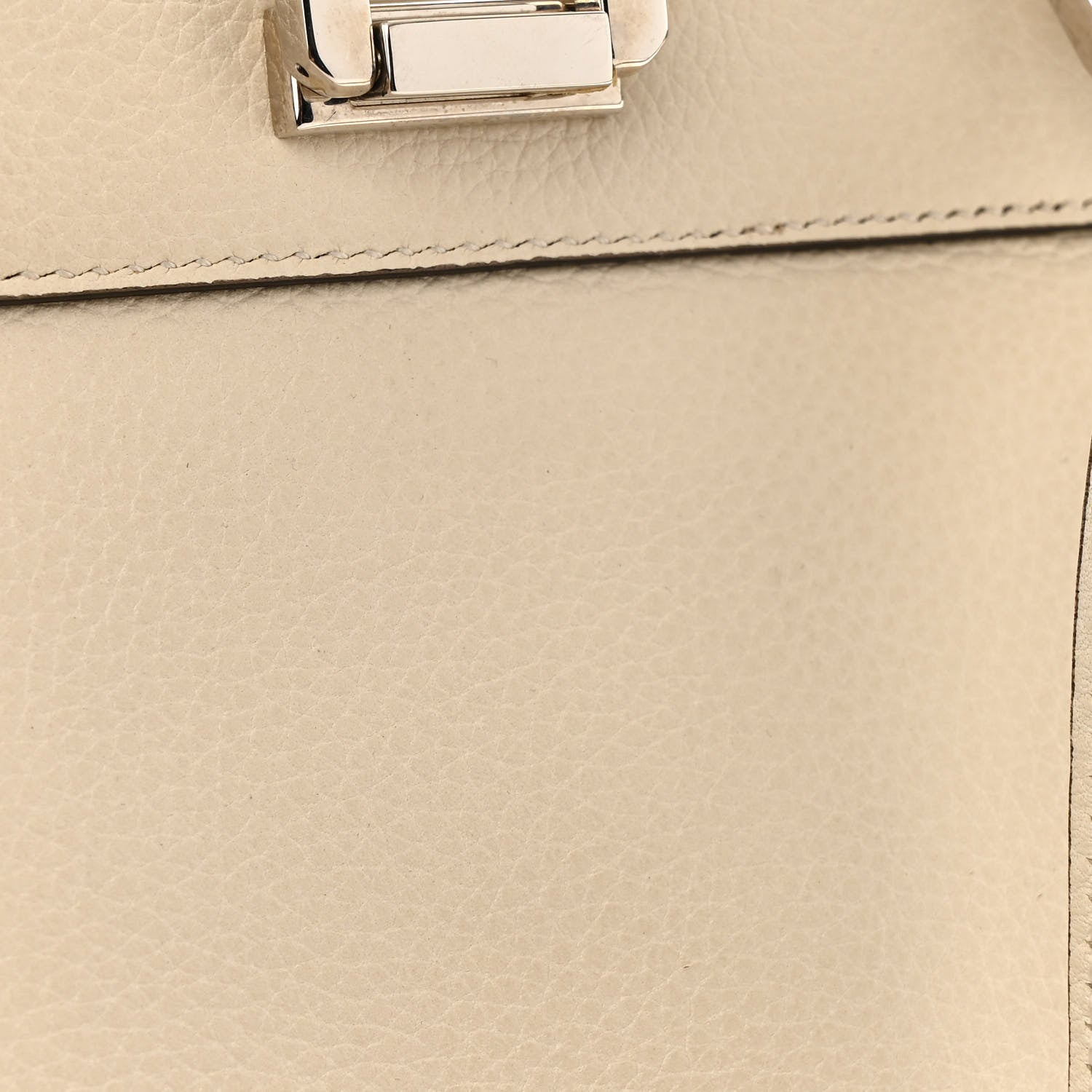 Gucci Grainy Calfskin Small Zumi Top Handle Bag Mystic White 15 of 16