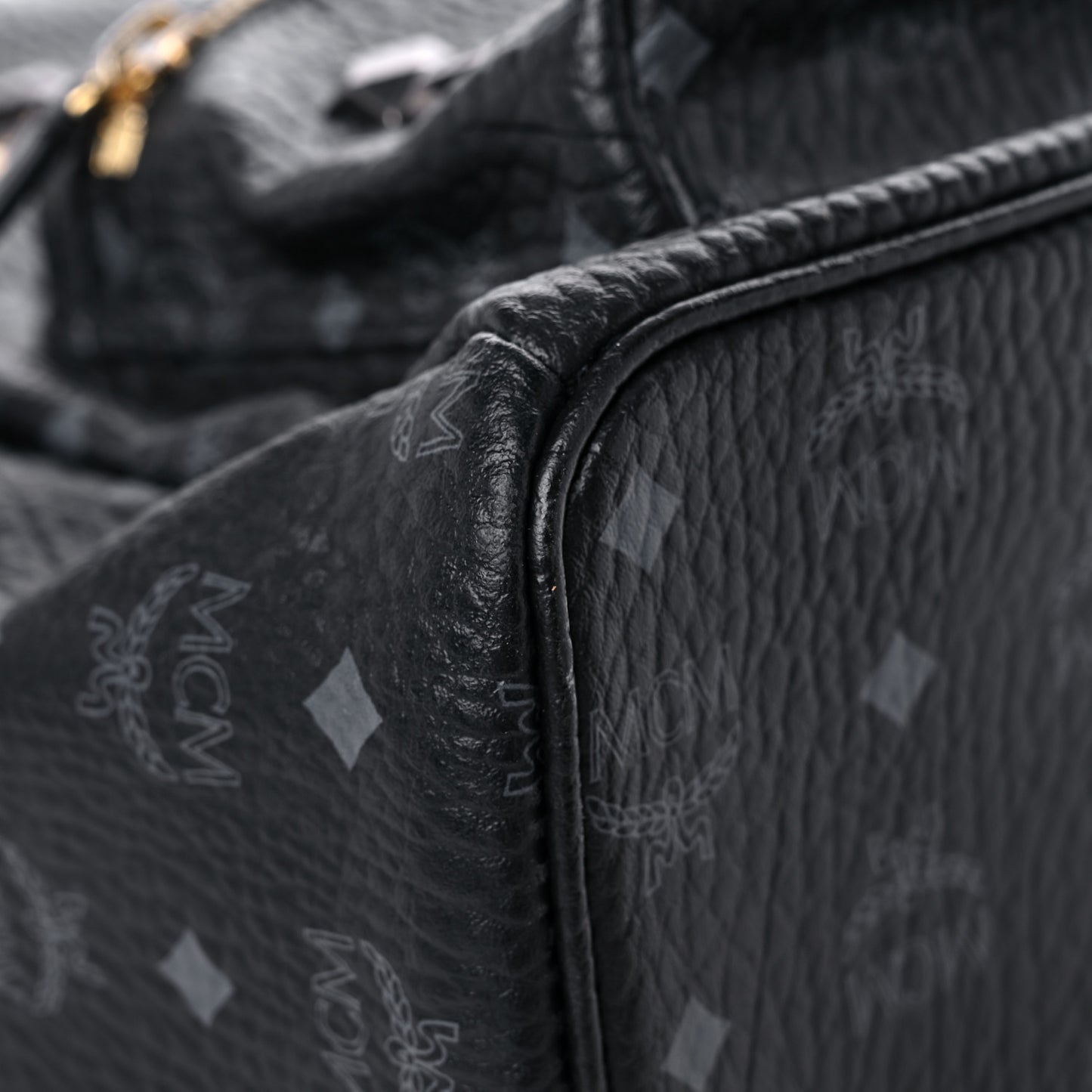 Visetos Studded Medium Stark M Backpack Black