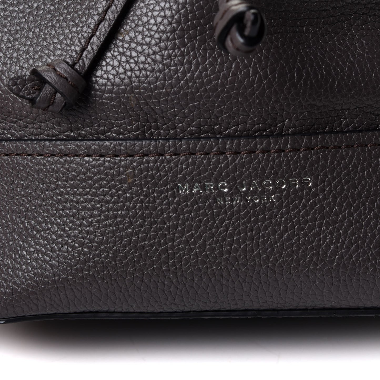 Grained Calfskin Lock That Bucket Bag Grey