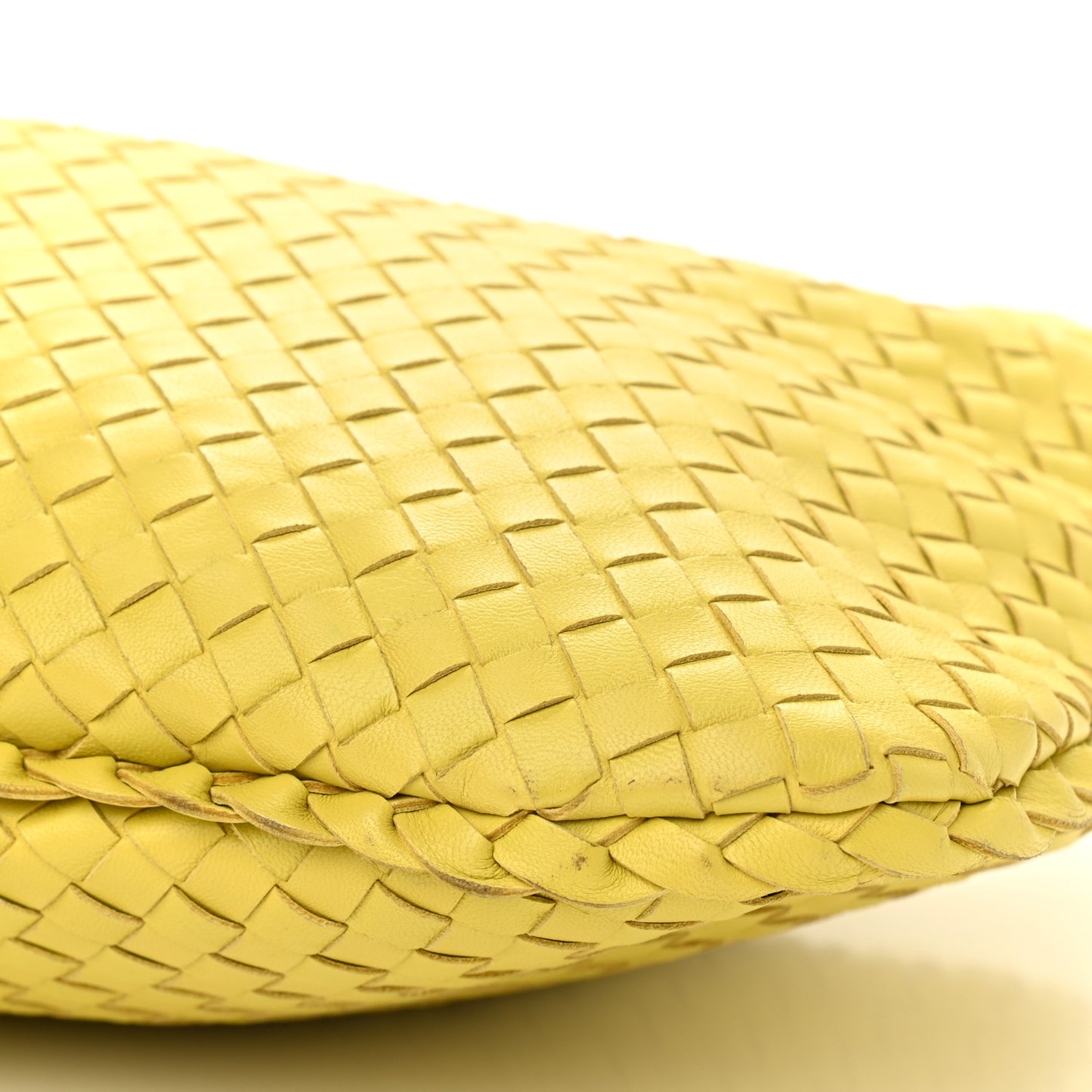 Nappa Intrecciato Medium Veneta Hobo Moutarde