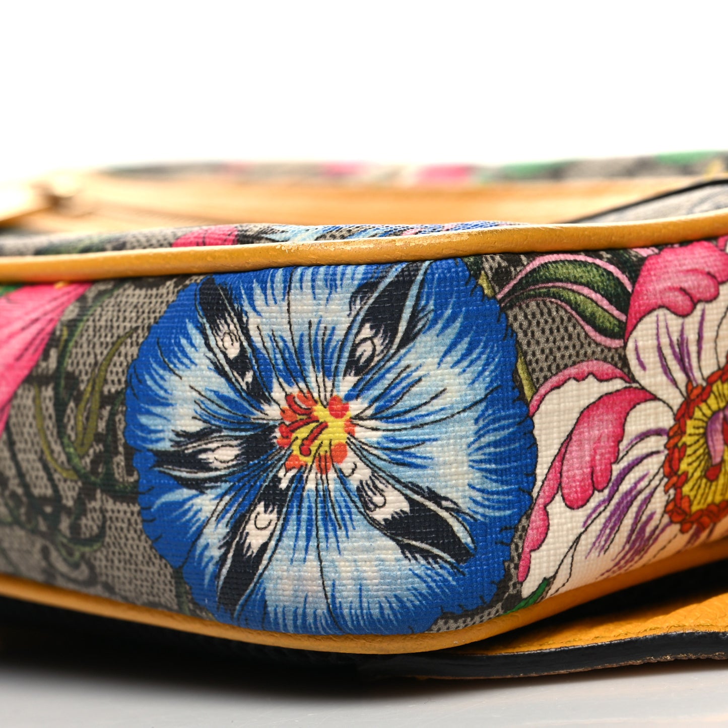GG Supreme Monogram Flora Medium Ophidia Belt Bag Beige Multicolor Crop