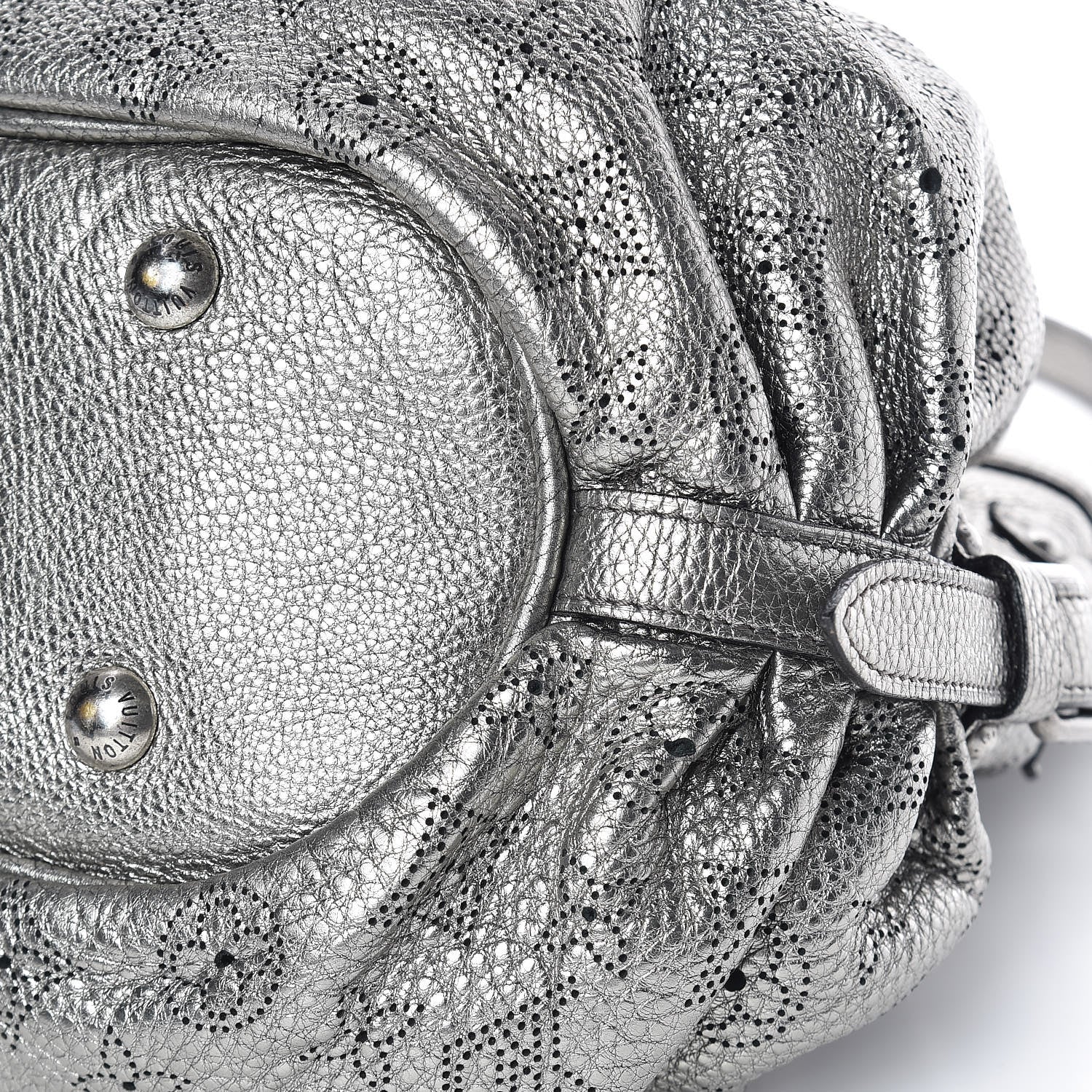 Louis Vuitton Mahina XS Argent 10 of 10