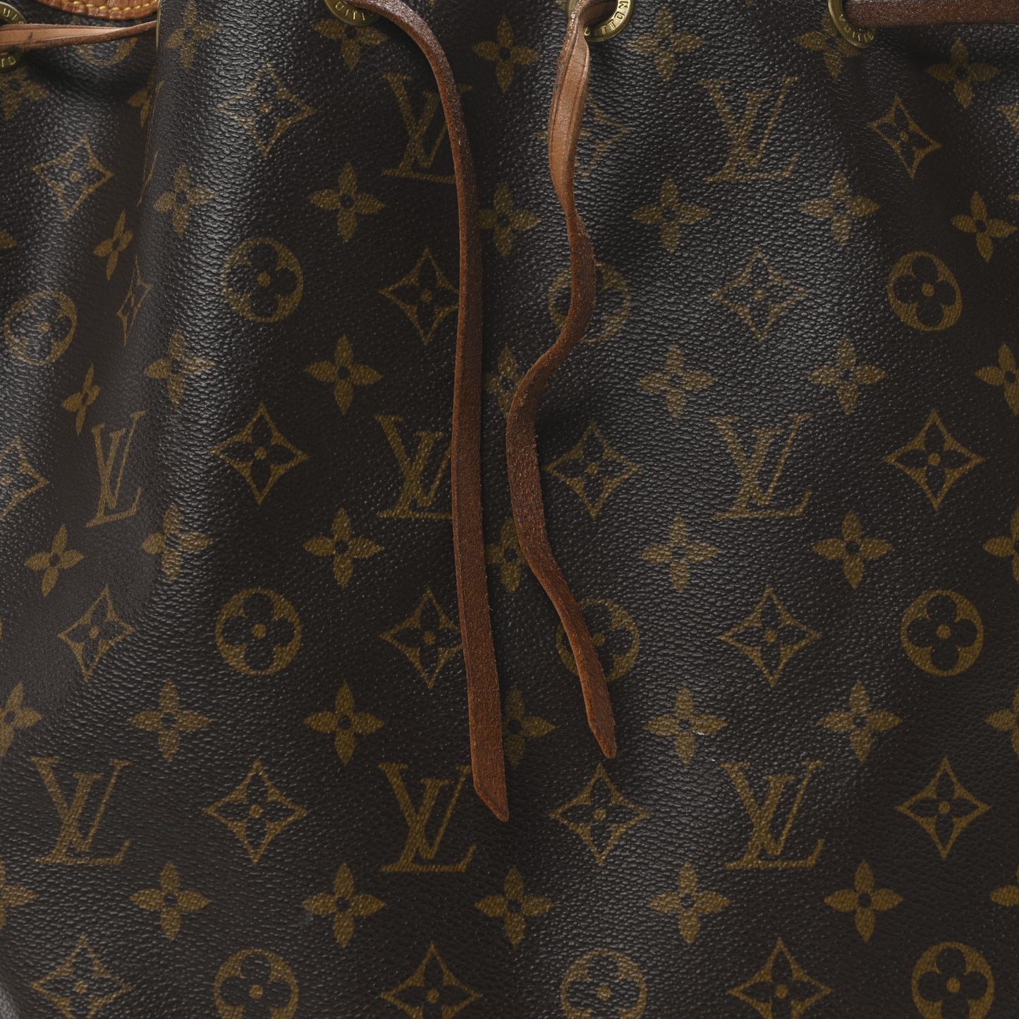 Monogram Noe