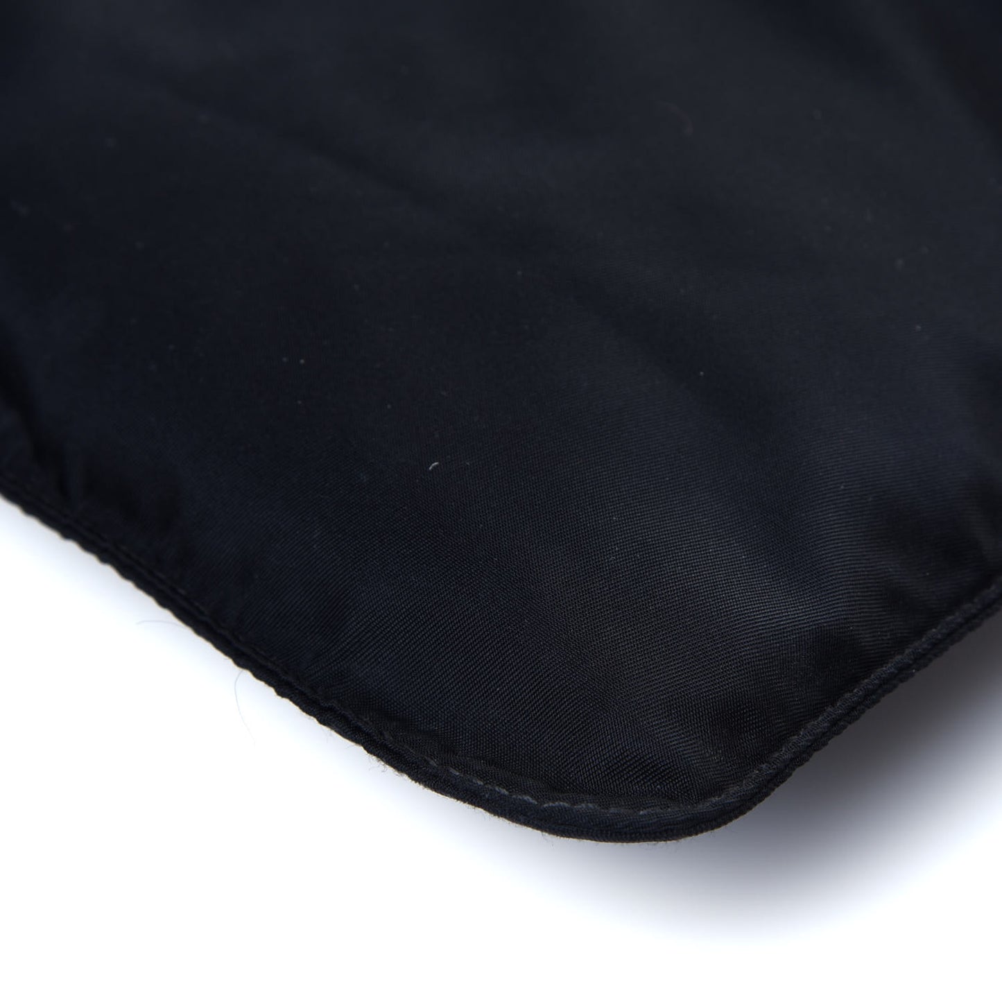 Nylon Flat Messenger Bag Black