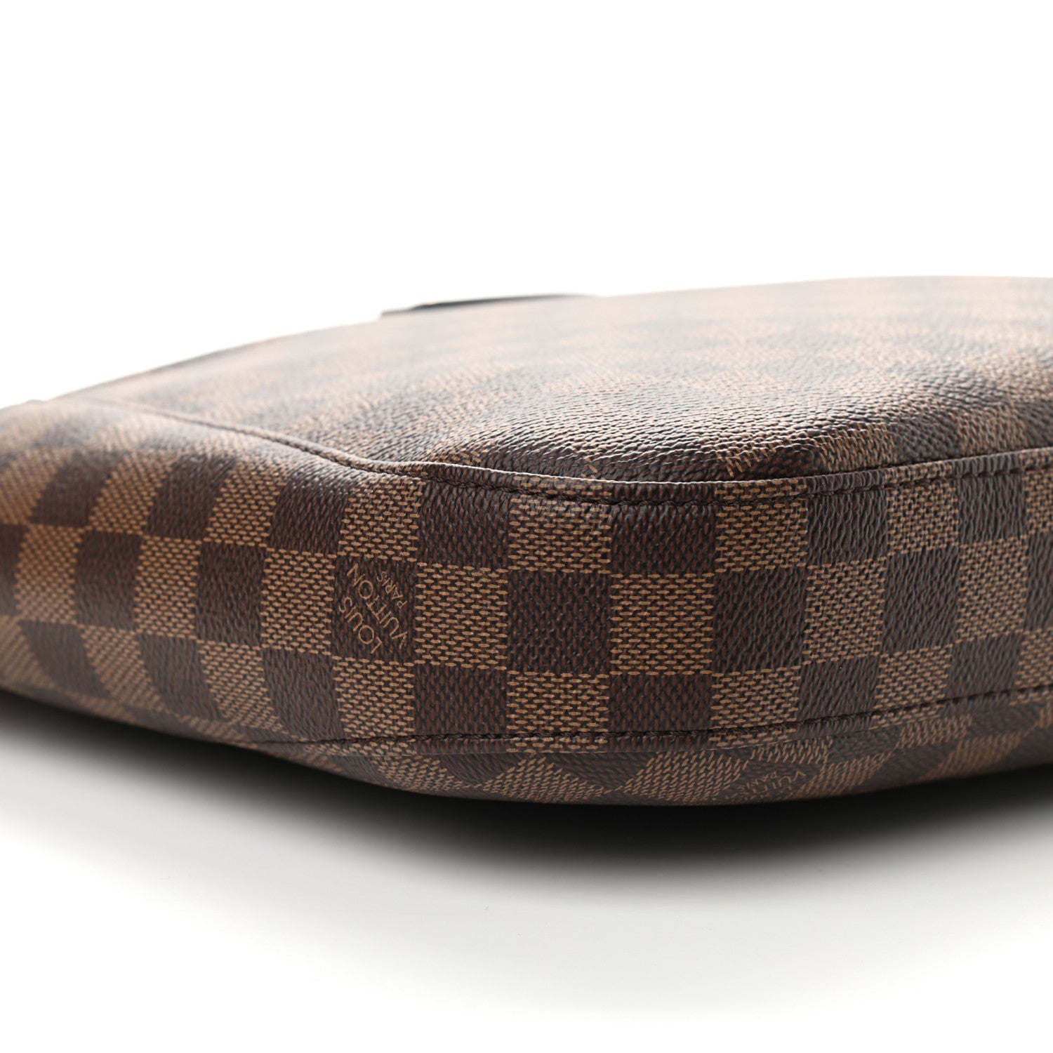 Louis Vuitton Damier Ebene South Bank Besace 9 of 10