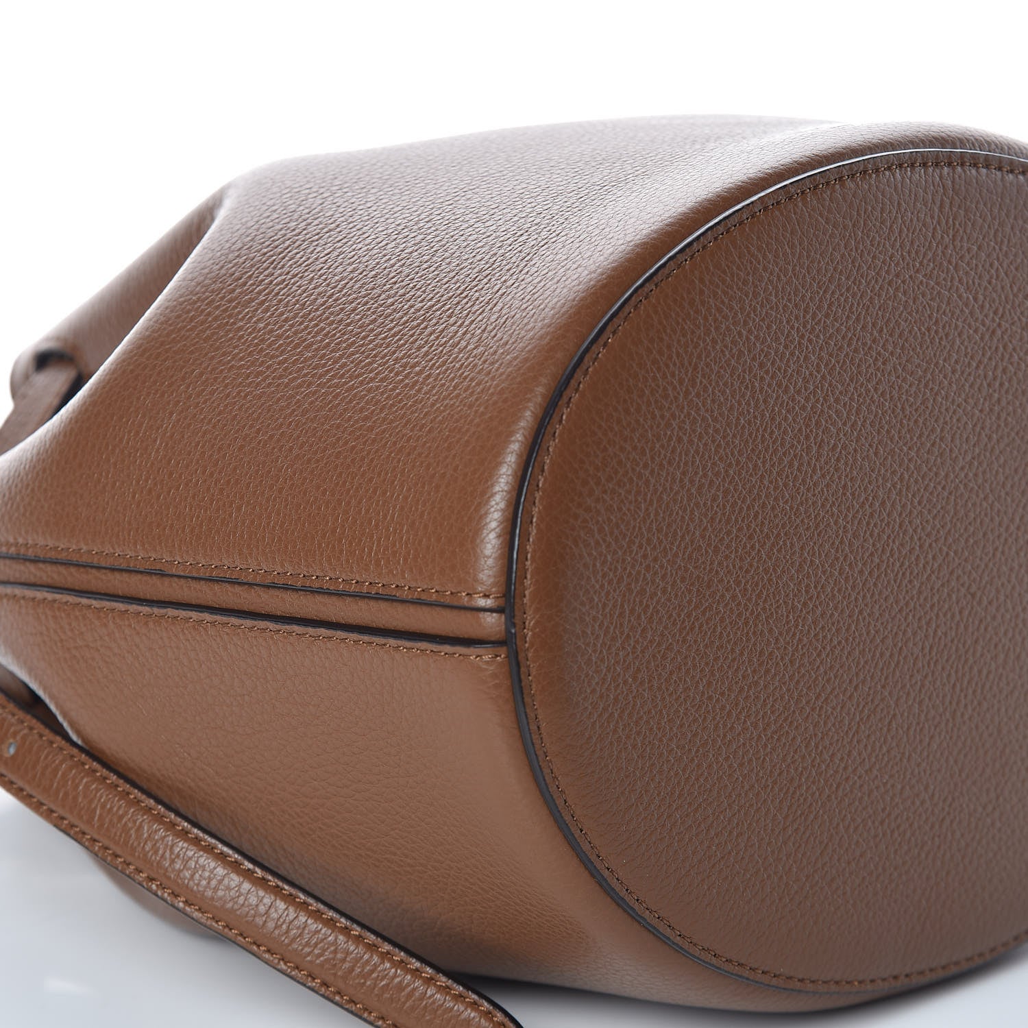 Mulberry Small Classic Grain Calfskin Small Abbey Bucket Bag Oak 9 of 10
