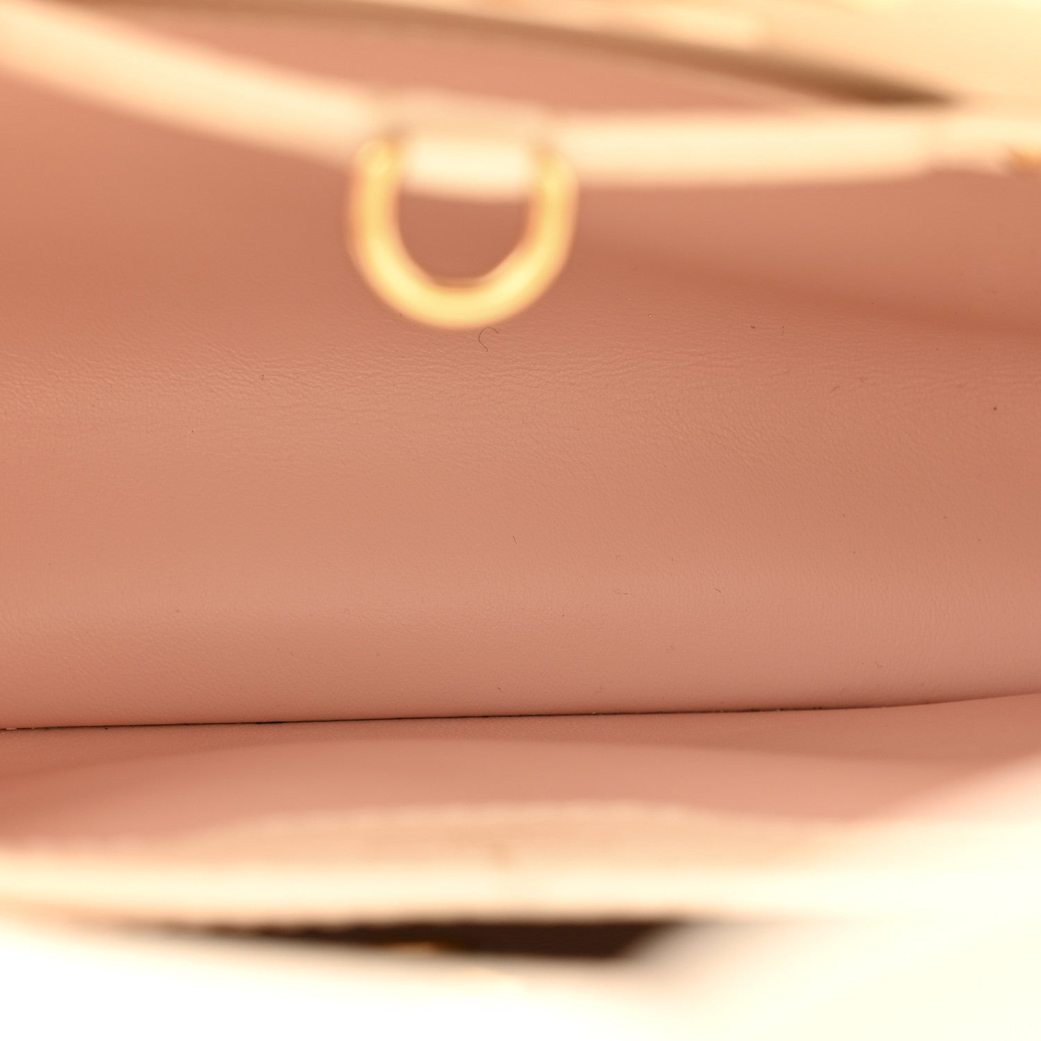 Louis Vuitton Taurillon Gelato Capucines BB Tonal Vanilla Beige 5 of 11