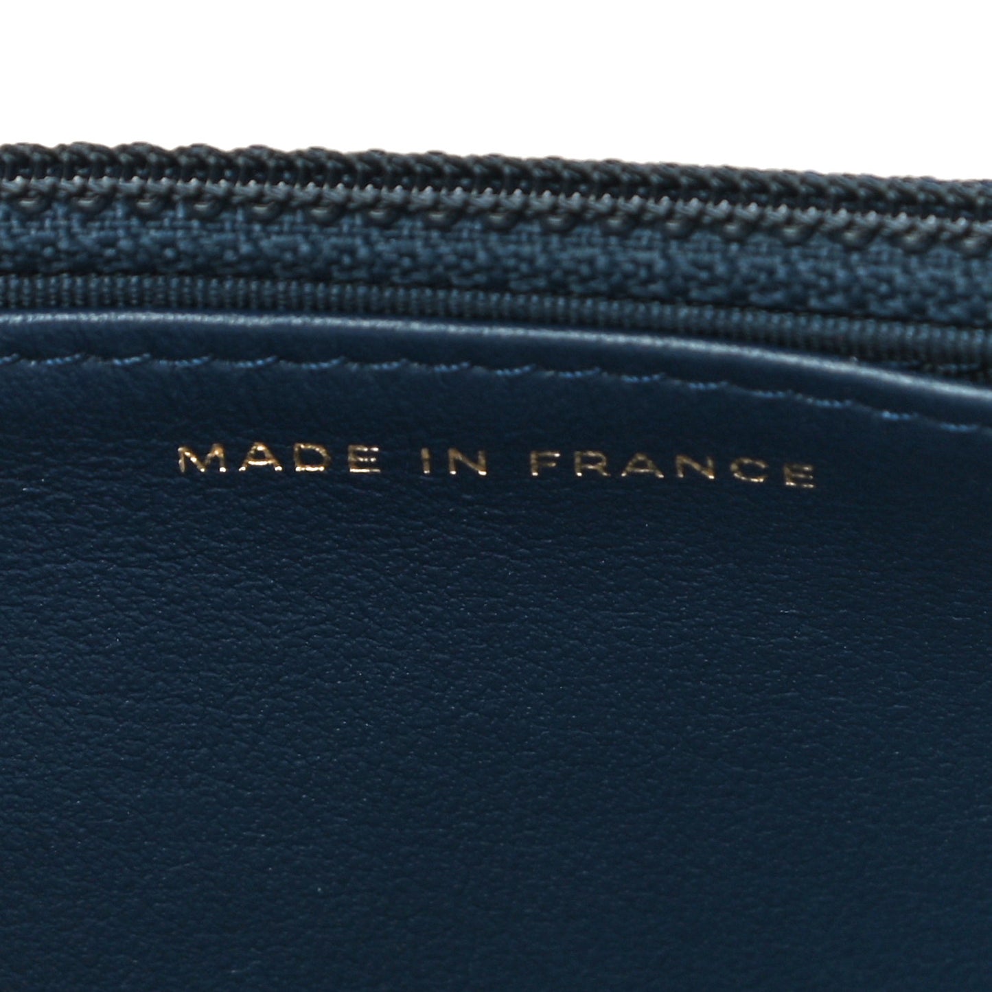 Caviar Quilted Boy Wallet On Chain WOC Navy