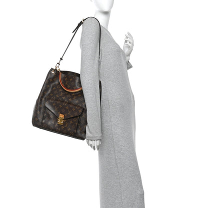 Louis Vuitton Monogram Metis 2 of 11