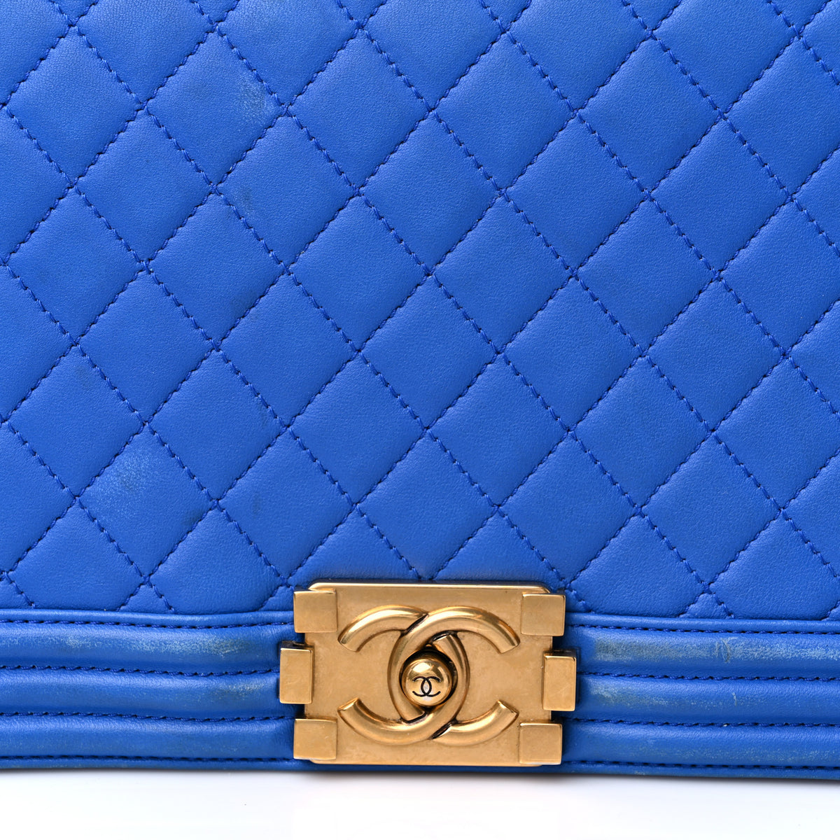 Lambskin Quilted New Medium Boy Flap Blue