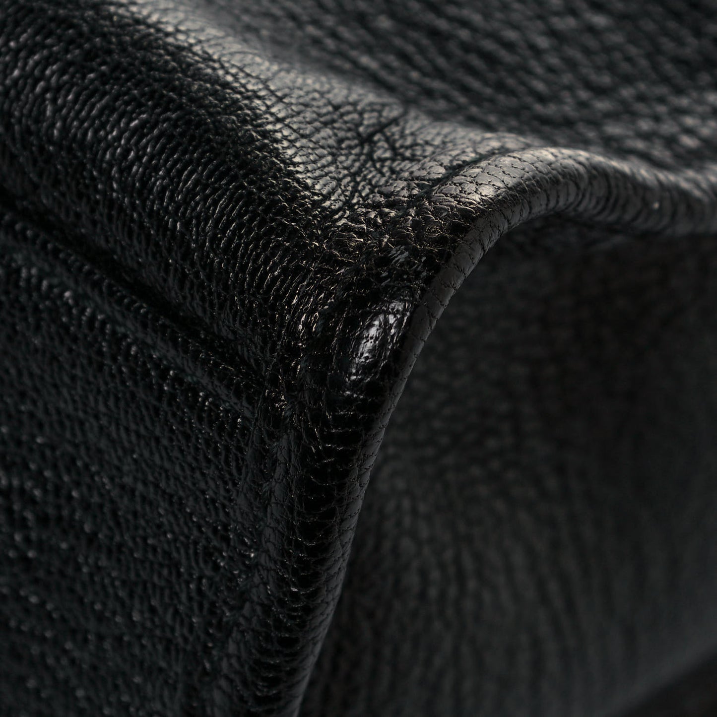 Chevre Gold Metallic Edge Hardware S City Black