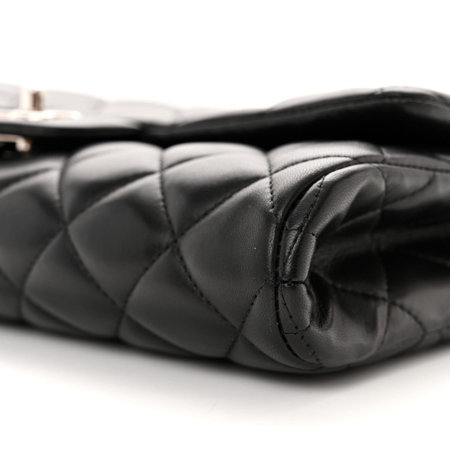 Lambskin Quilted Clutch With Chain Flap Black