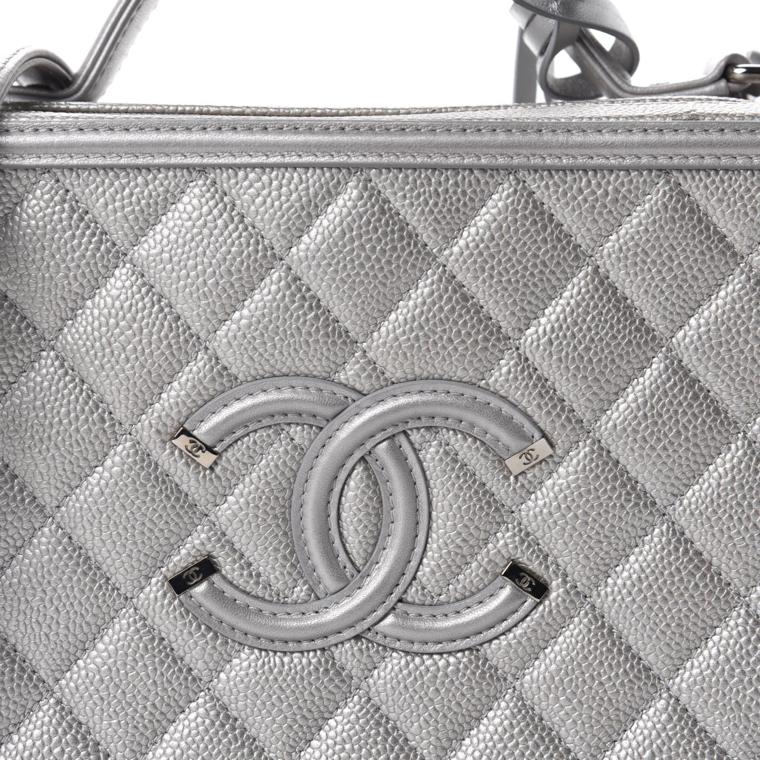 Chanel Metallic Caviar Quilted Large CC Filigree Vanity Case Silver 11 of 11