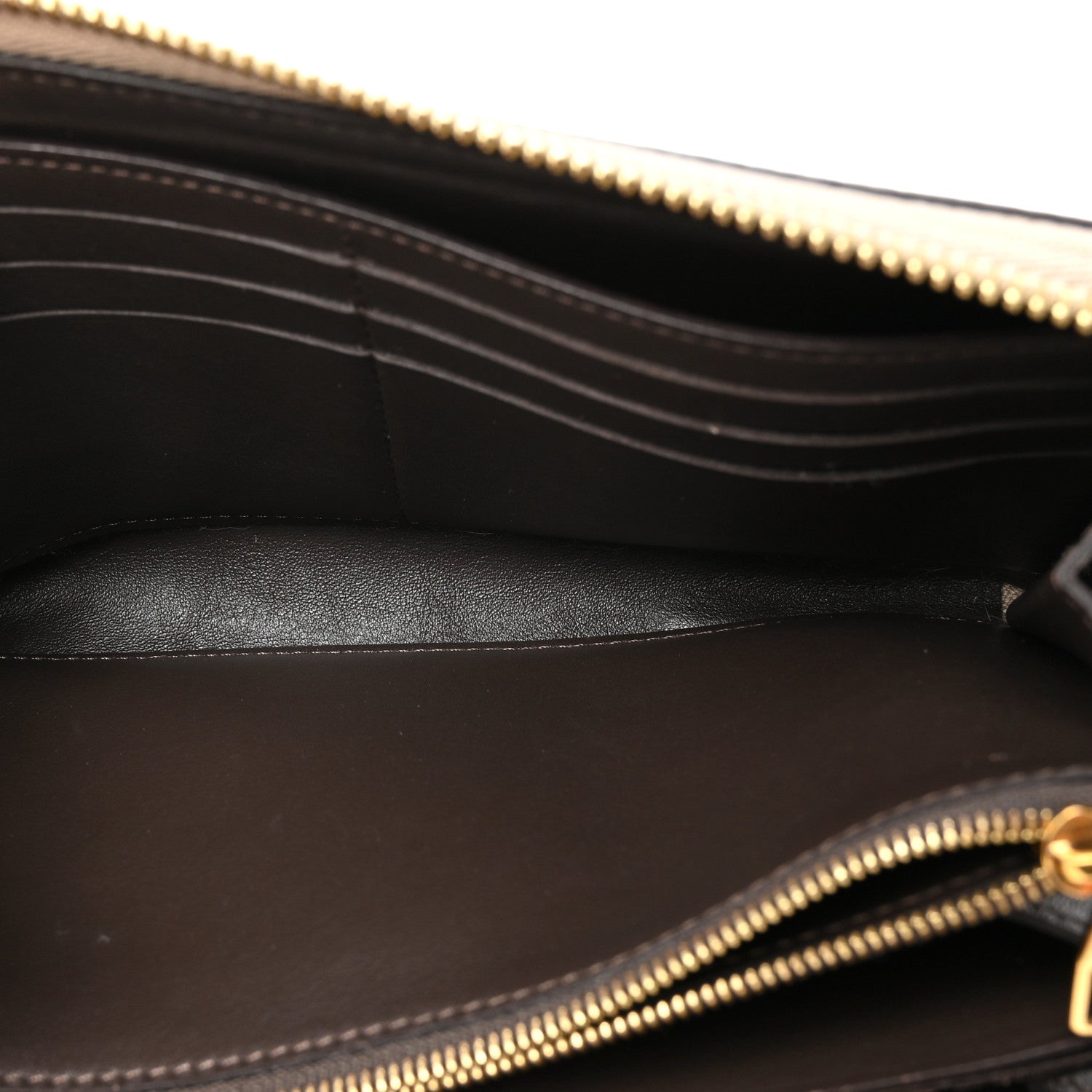 Louis Vuitton Veau Cachemire Comete Wallet Galet 9 of 16