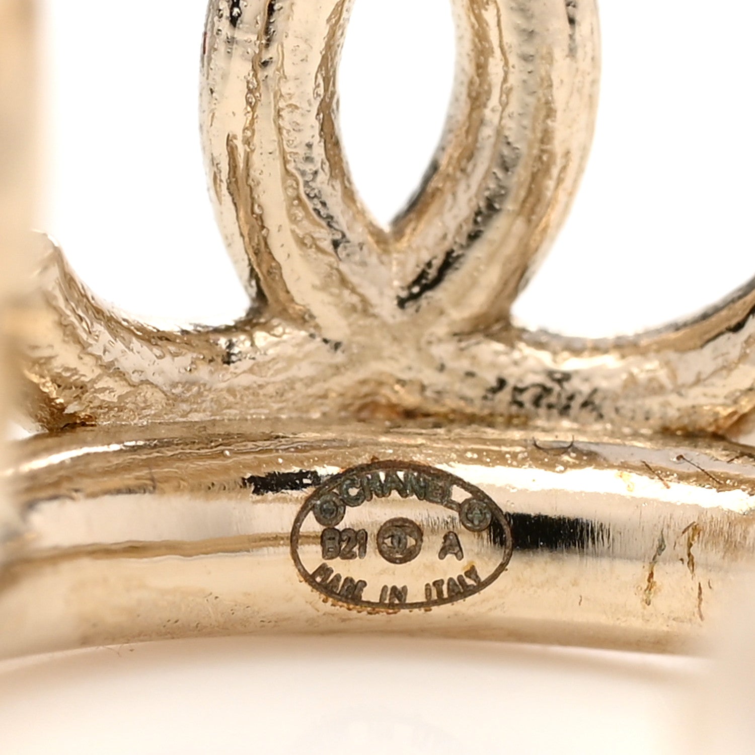 Chanel Pearl CC Single Ear Cuff Gold 4 of 4