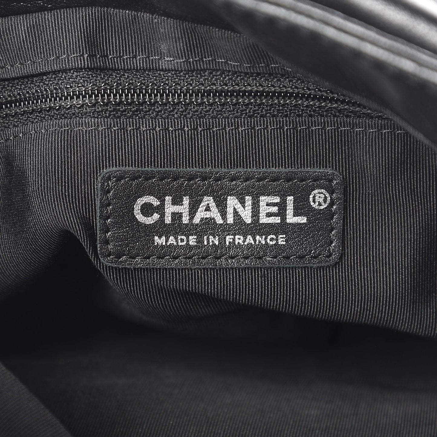 Shiny Lambskin Quilted Medium Trianon Messenger Flap Black