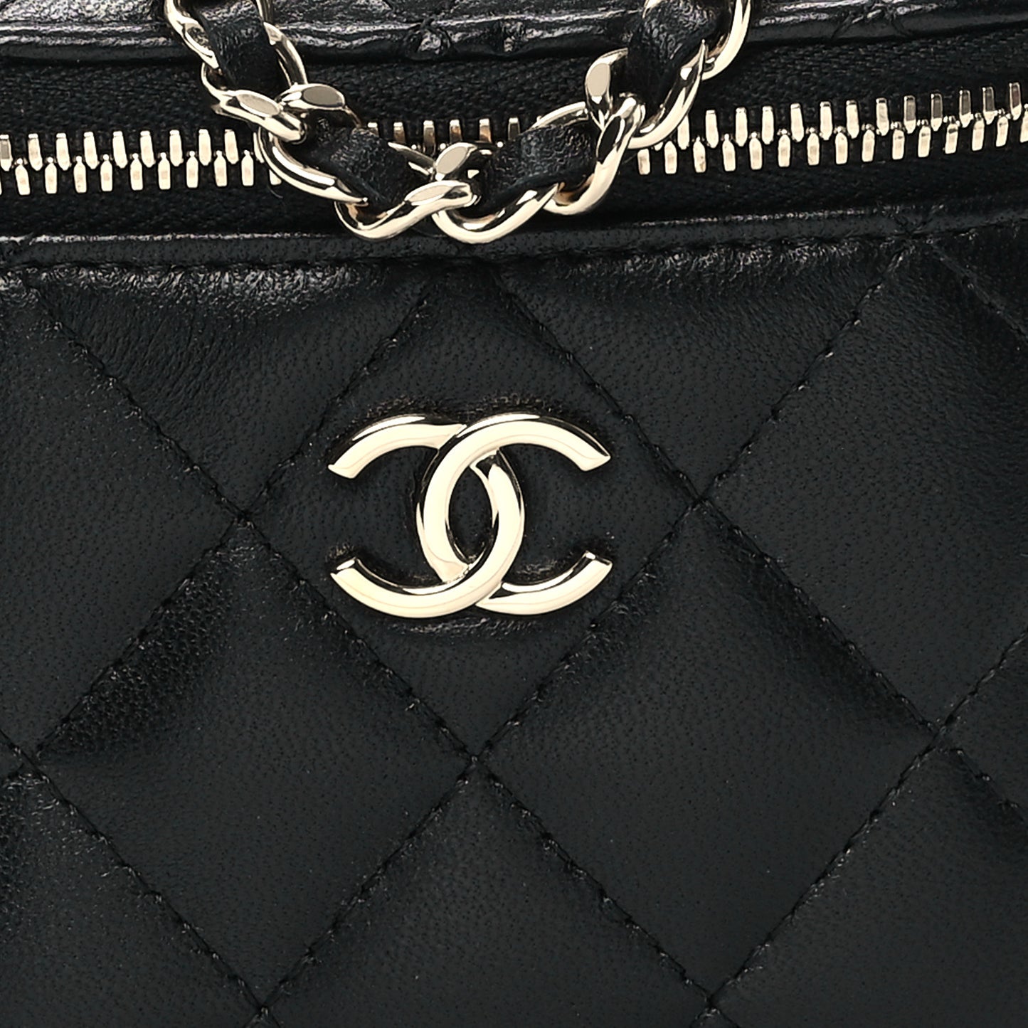 Lambskin Quilted Top Handle Mini Vanity Case With Chain Black