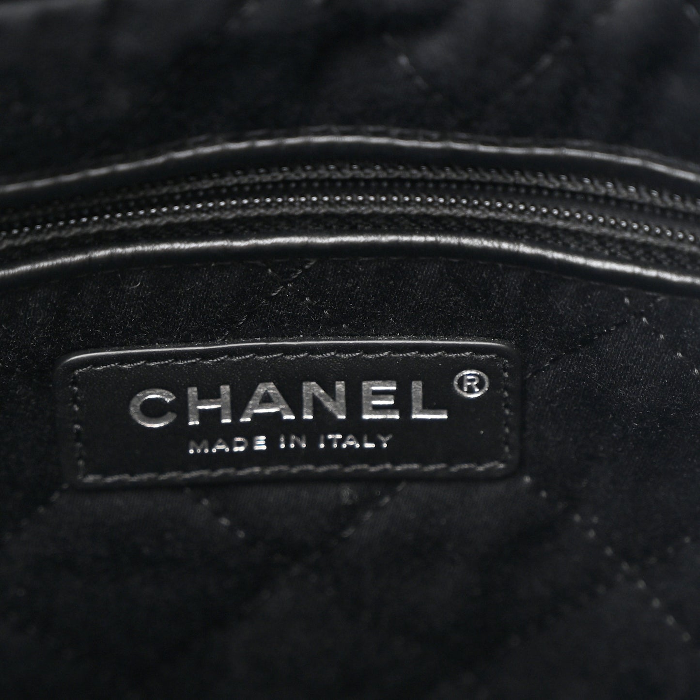 Shiny Calfskin Quilted Small Chanel 22 Black