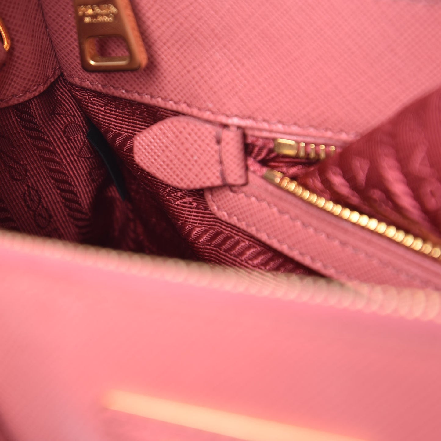 Saffiano Small Galleria Double Zip Tote Tamaris