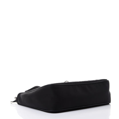 Prada Nylon Re-Edition 2005 Shoulder Bag Black 3 of 4
