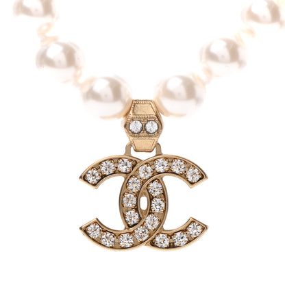 Chanel Pearl Crystal CC Short Necklace Gold 4 of 5