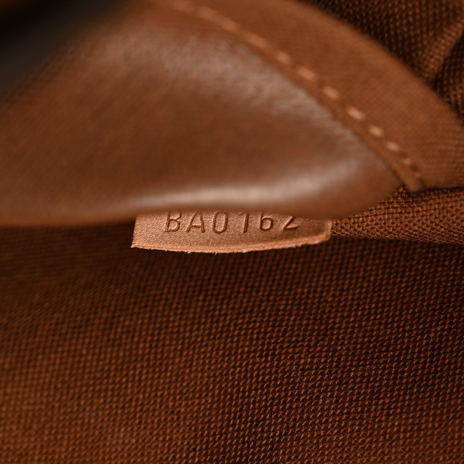 Louis Vuitton Monogram Eole 50 9 of 17