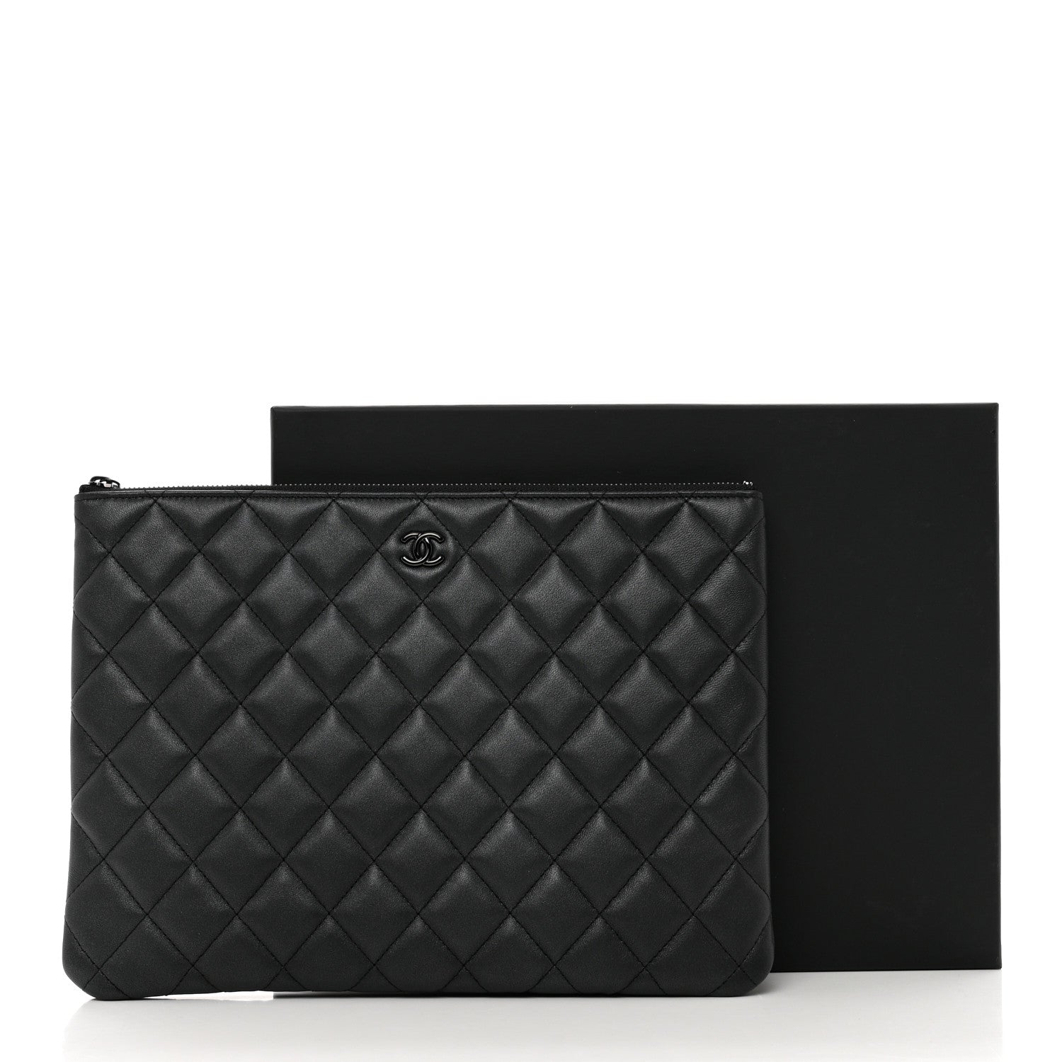 Chanel Pearly Lambskin Quilted Medium Cosmetic Case So Black 8 of 8