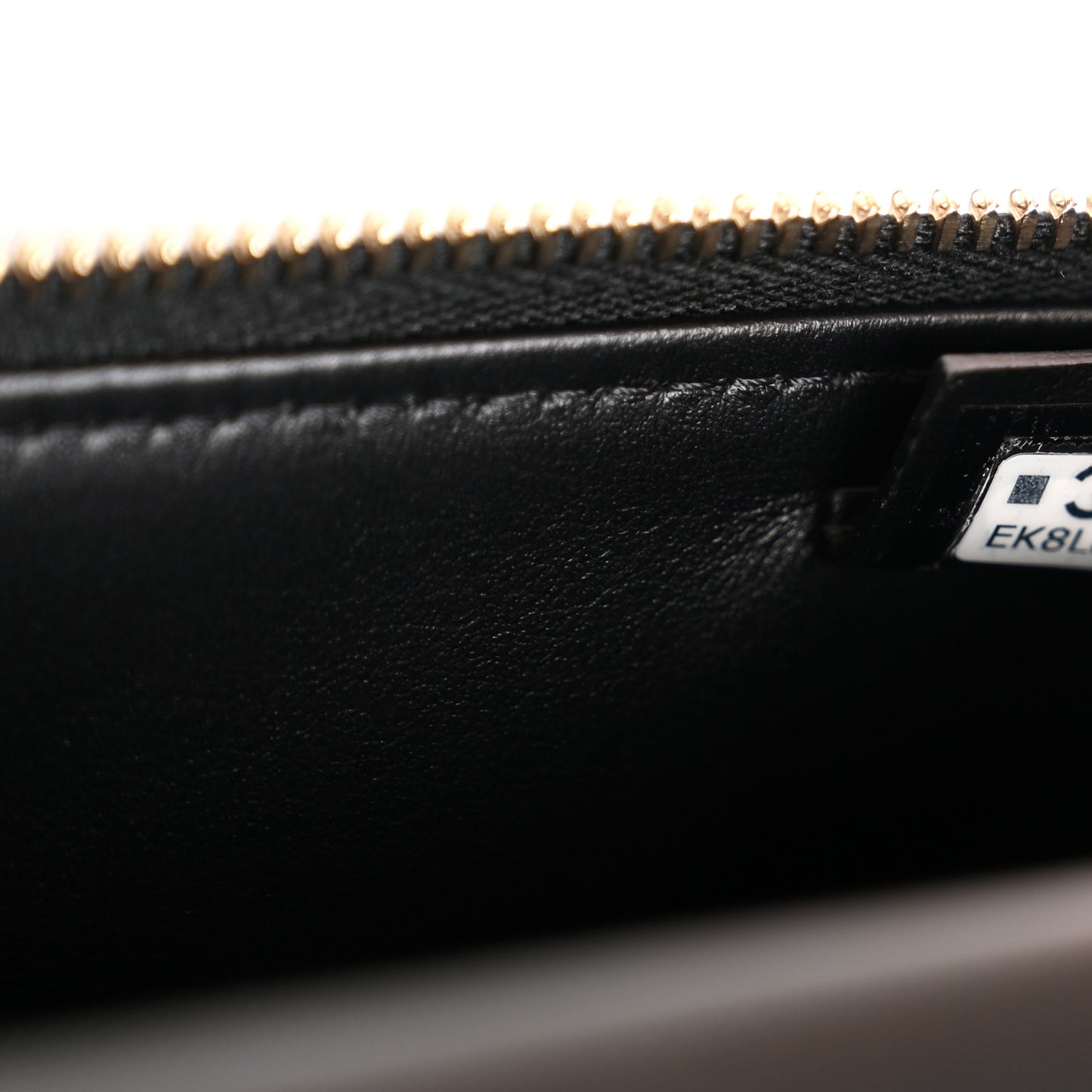 Caviar Quilted Trendy Handle Slim Vanity Black