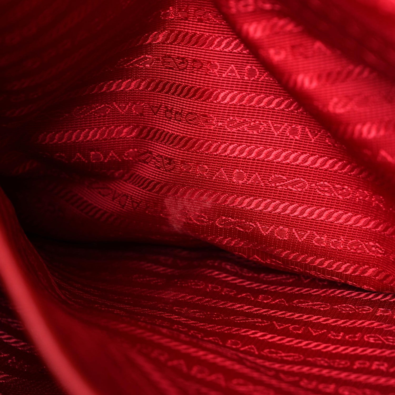 Prada Vitello Daino Tote Rosso 17 of 20