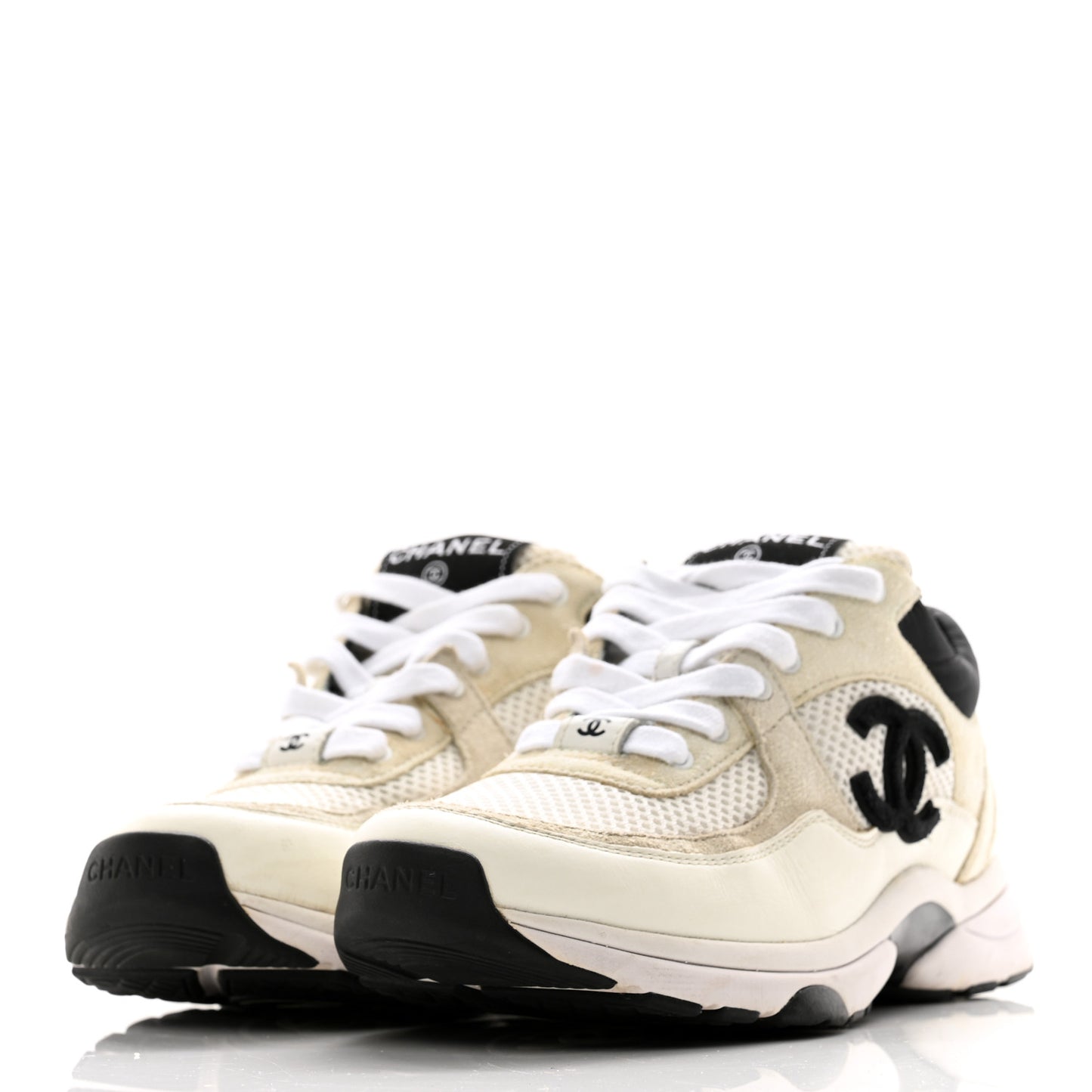 Mesh Suede Calfskin Grained Calfskin Womens CC Sneakers 37 White Black