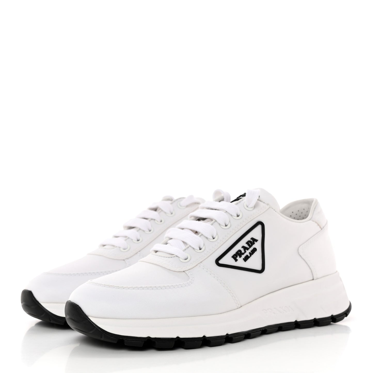Re-Nylon Triangle Logo Womens Prax 01 45mm Sneakers 38.5 White Black