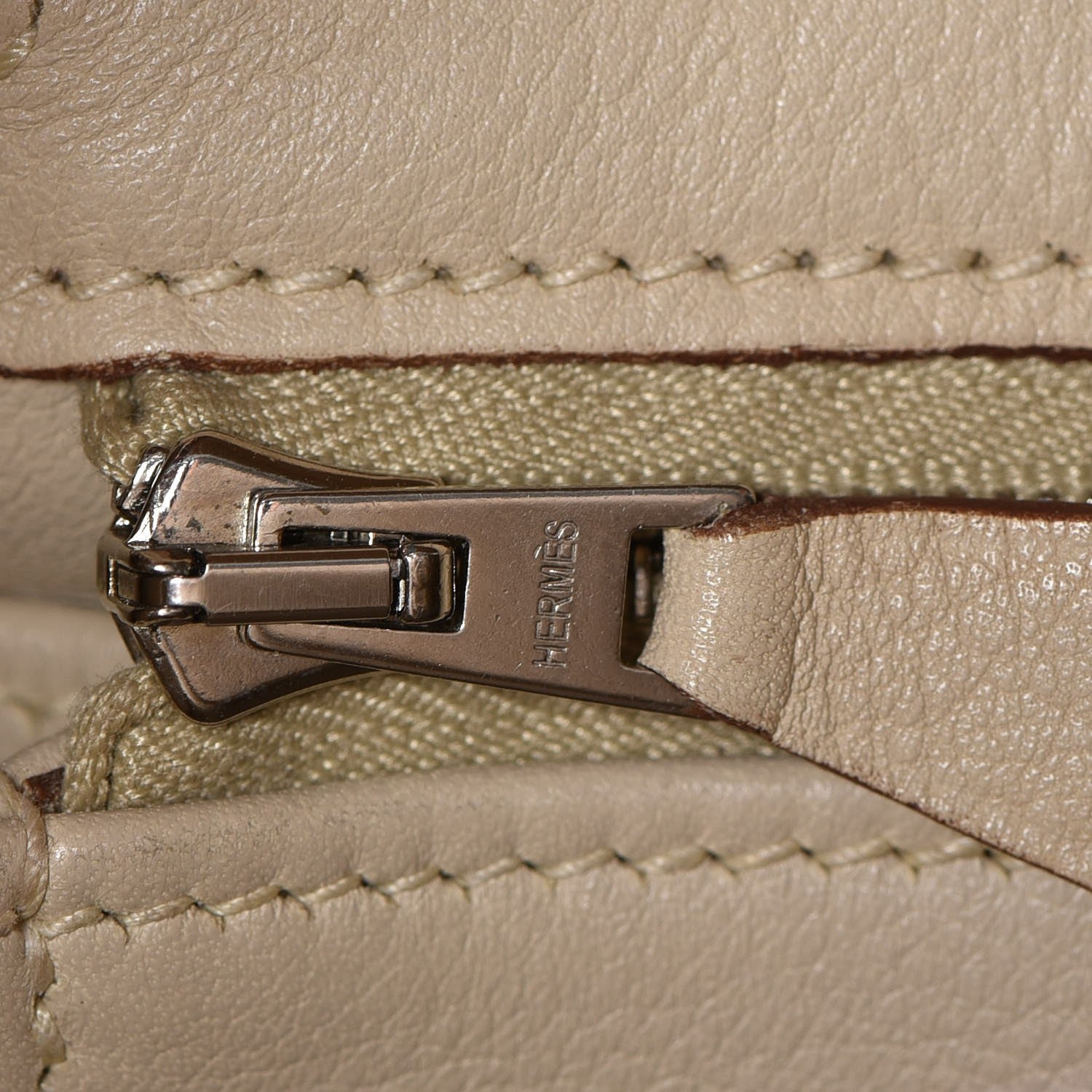 Hermes Swift Kelly Retourne 32 Parchemin 19 of 34