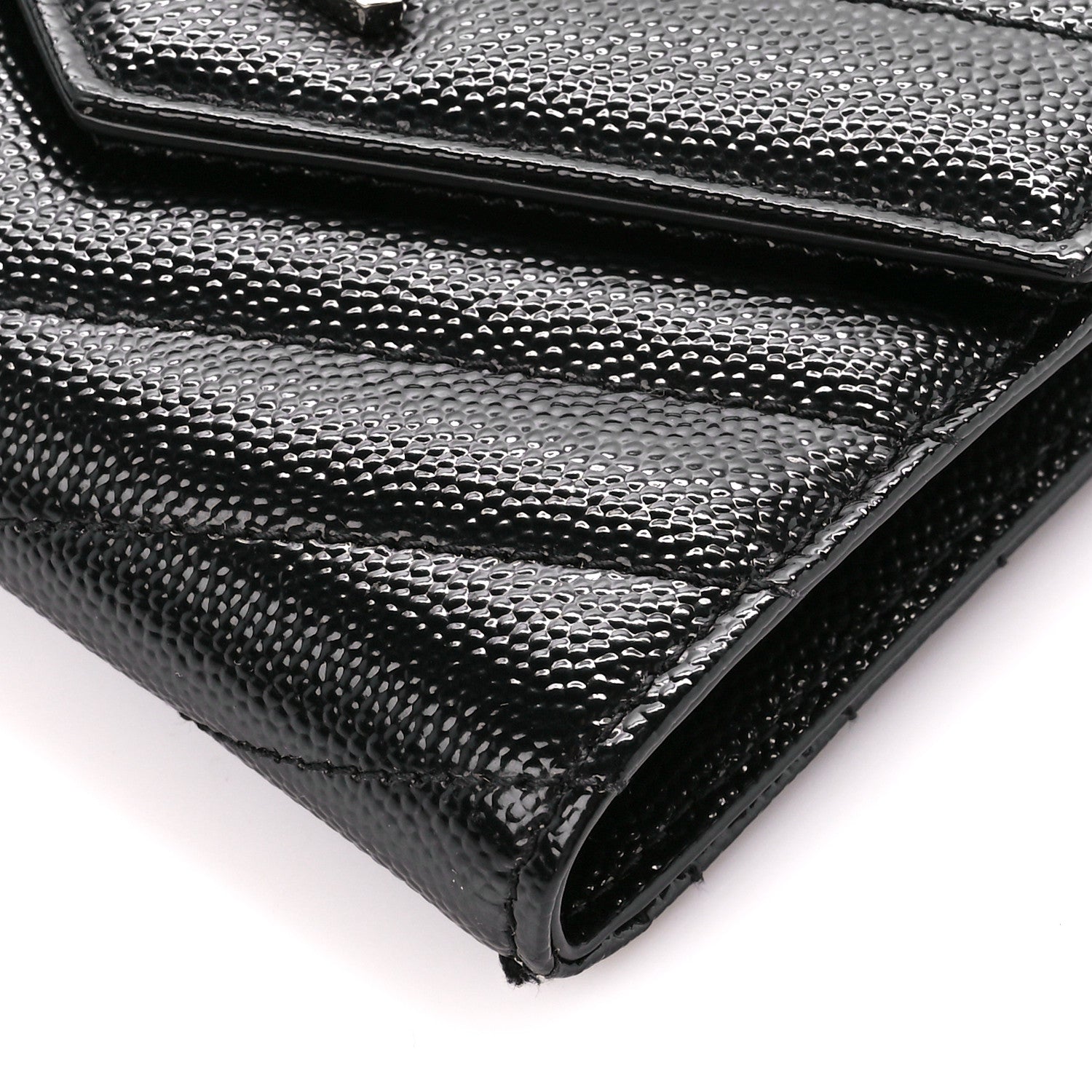 Saint Laurent Grain De Poudre Matelasse Chevron Monogram Compact Tri Fold Wallet Black 11 of 12