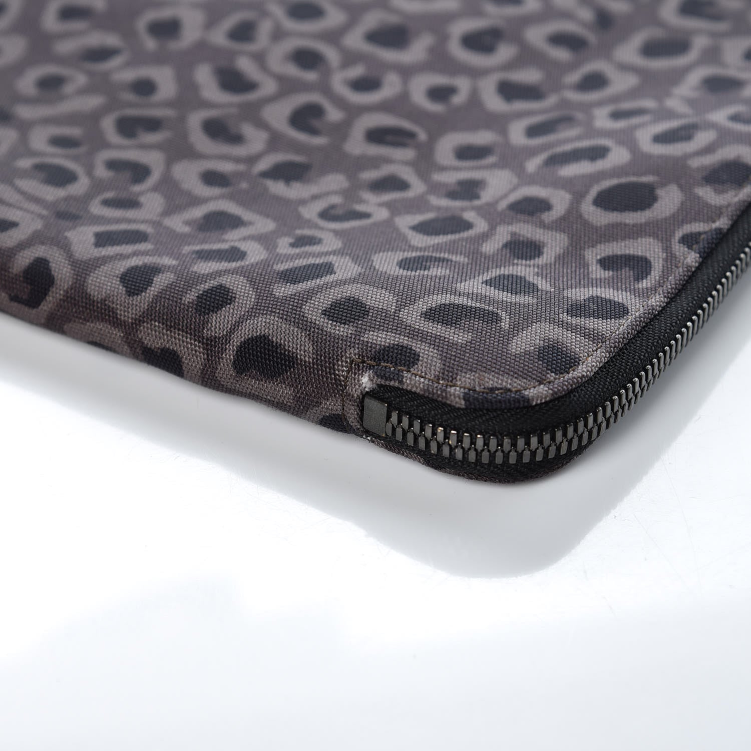 Gucci Canvas Animal Print Document Case Brown 13 of 14