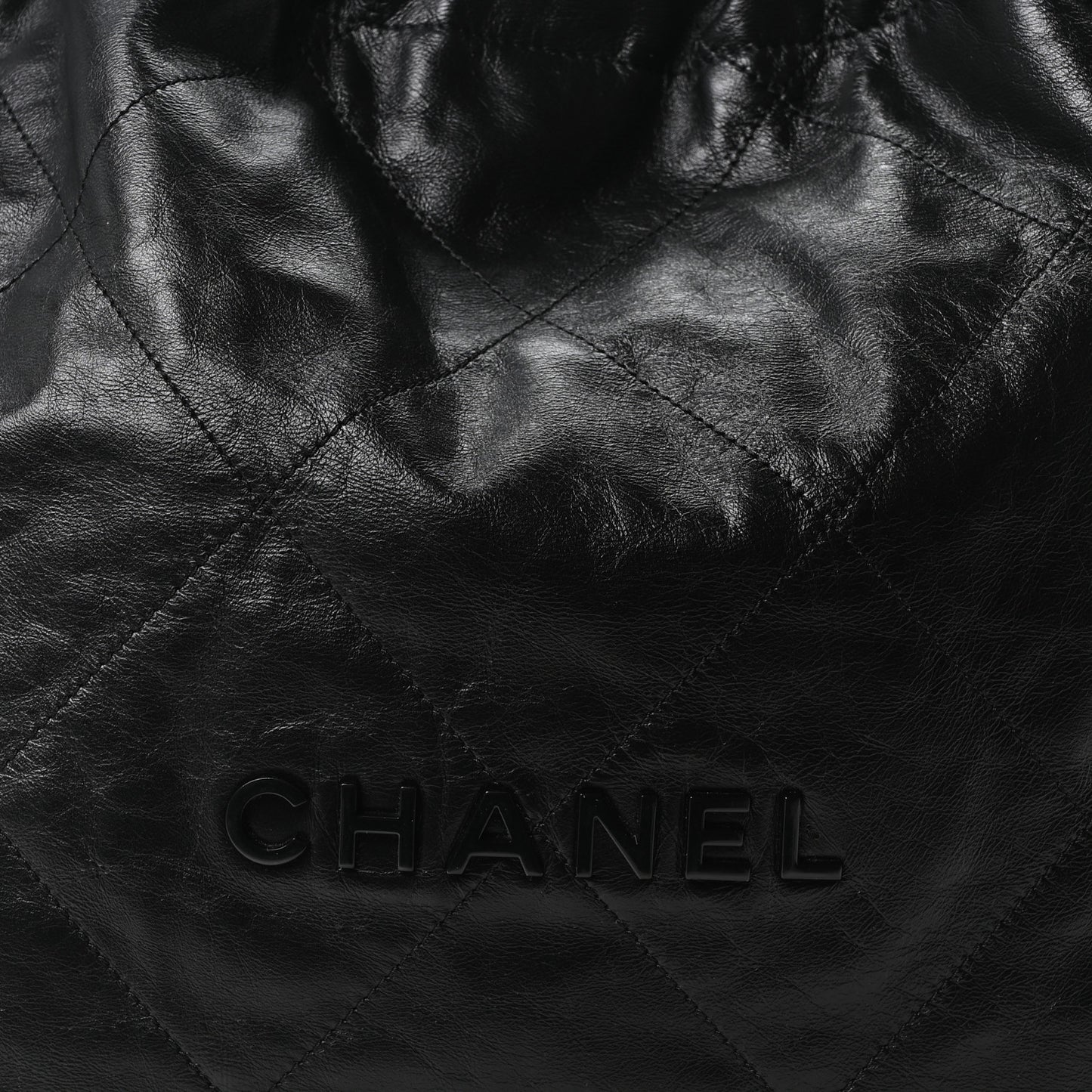 Shiny Calfskin Quilted Monochrome Small Chanel 22 Black