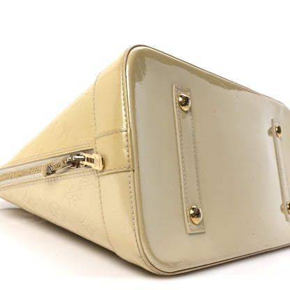 Louis Vuitton Vernis Alma GM Blanc Corail 8 of 9