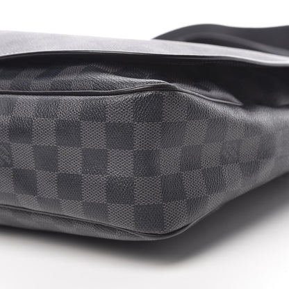 Louis Vuitton Damier Graphite Daniel GM 9 of 11