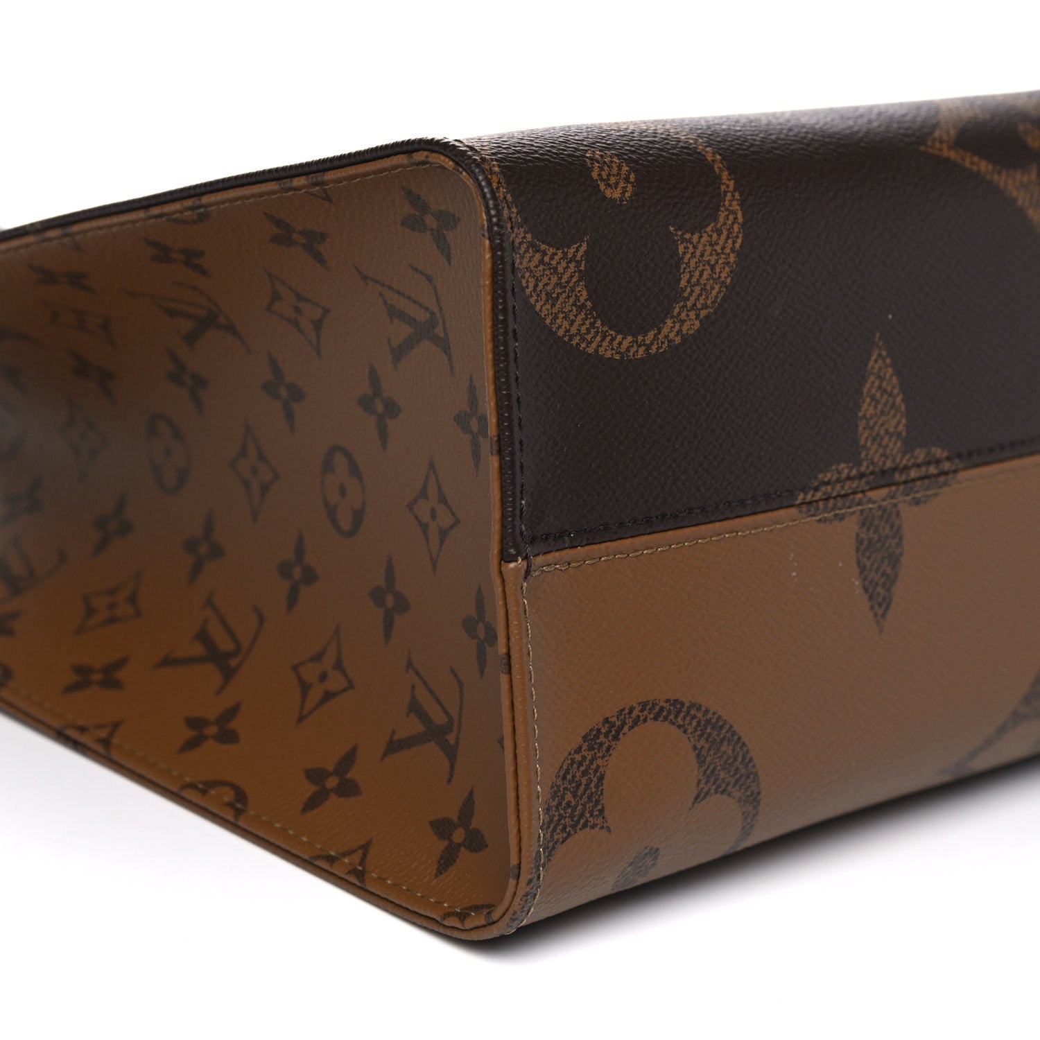 Louis Vuitton Reverse Monogram Giant Onthego MM 7 of 8