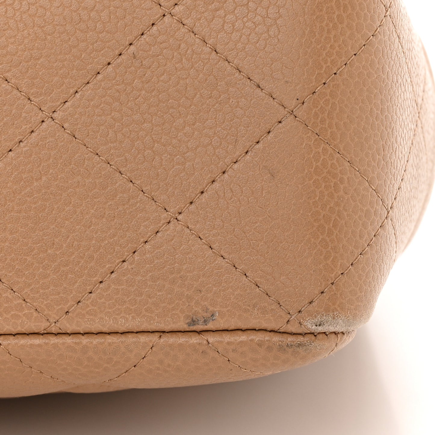 Caviar Quilted Jumbo Single Flap Beige