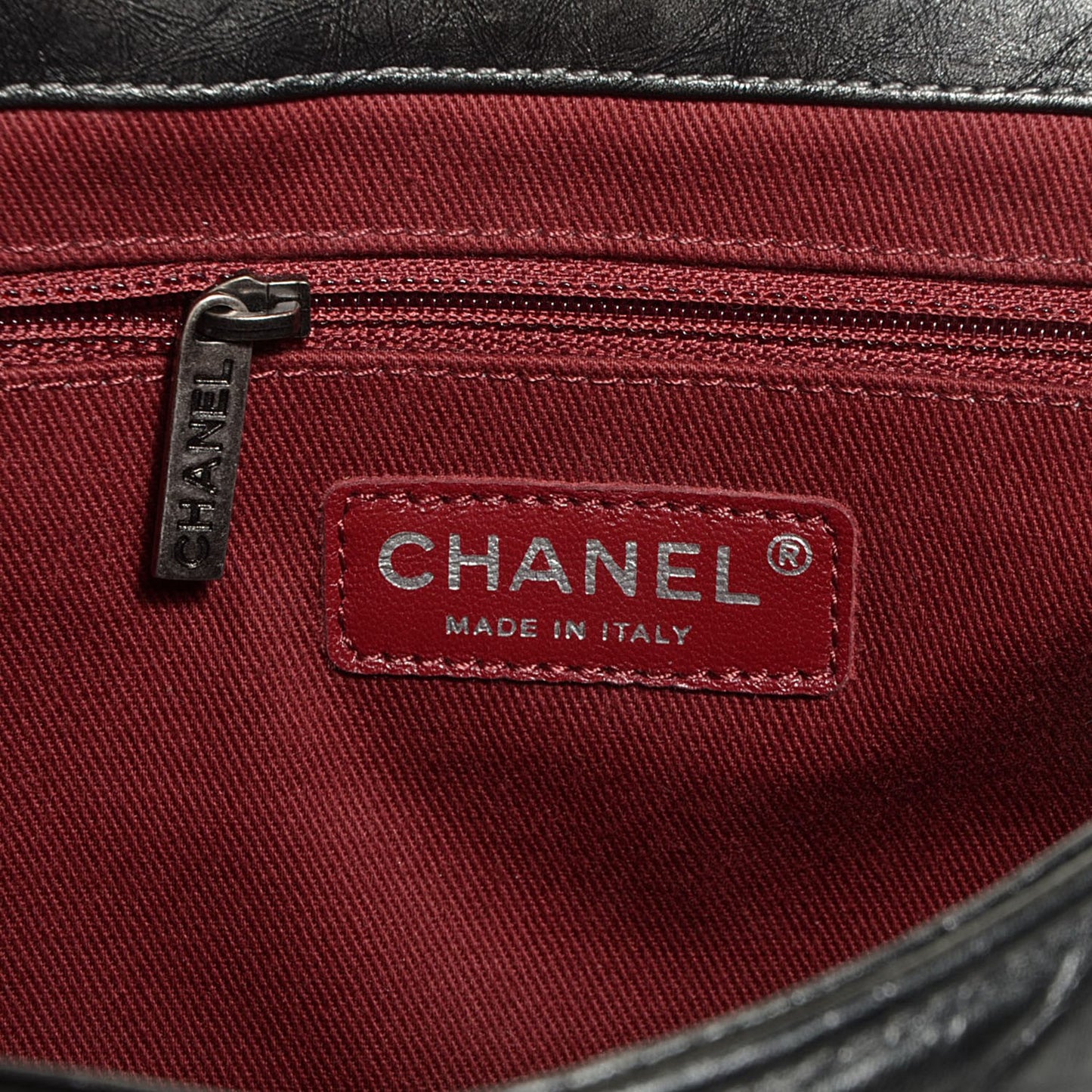Aged Calfskin Quilted Medium Pondichery Flap Black