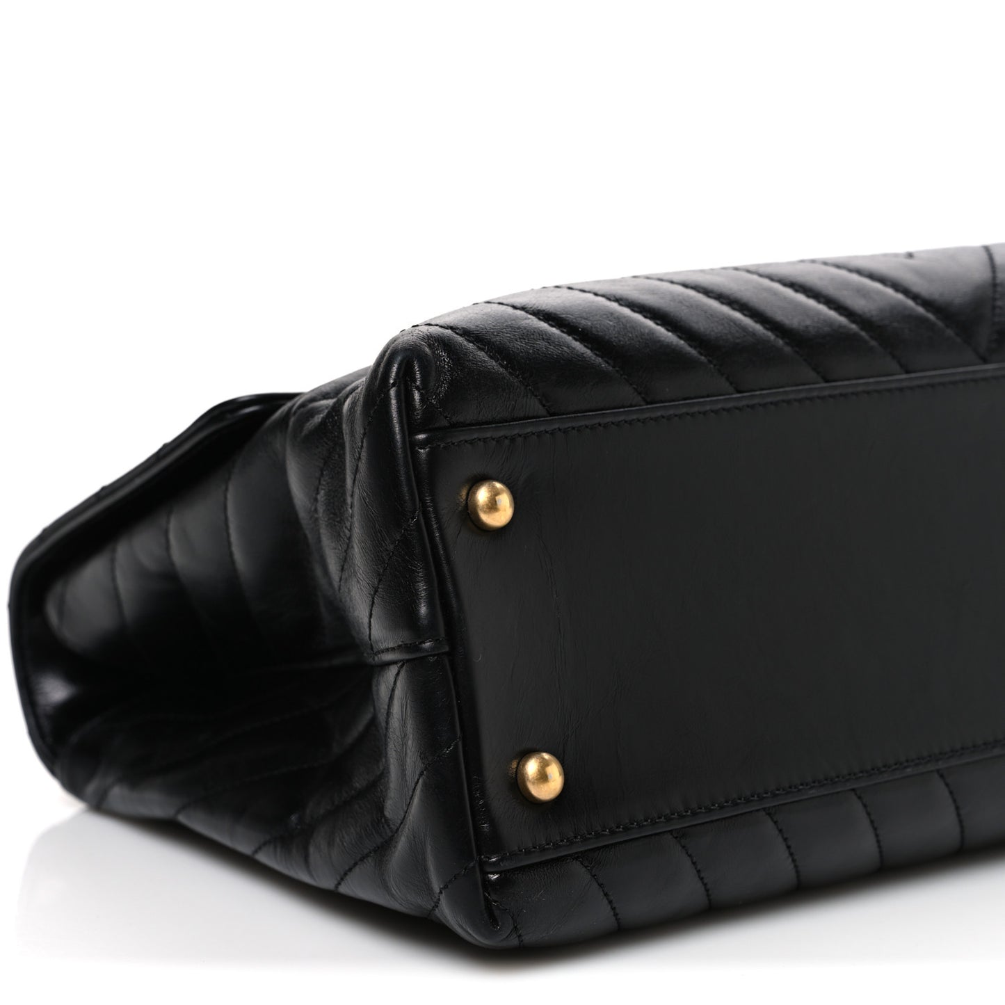 Aged Calfskin Chevron Quilted Medium Coco Handle Flap Black