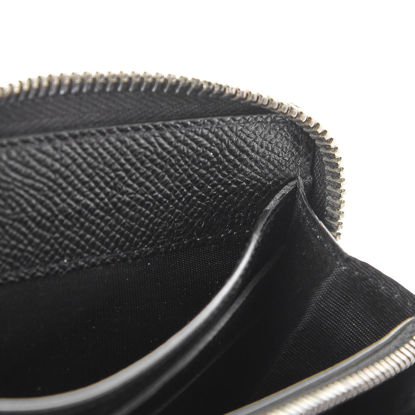 Textured Coated Canvas 17 Print Travel Zipped Wallet Black