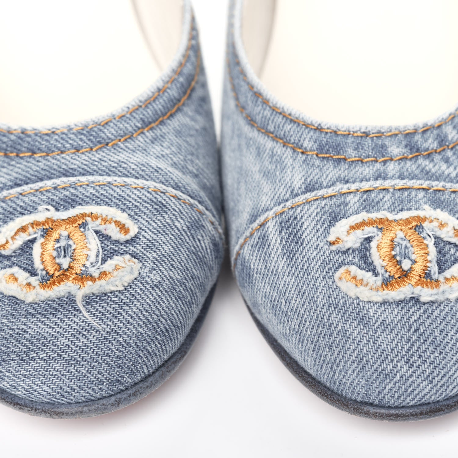 Chanel Denim CC Cap Toe Ballerina Flats 38.5 Light Blue 12 of 12